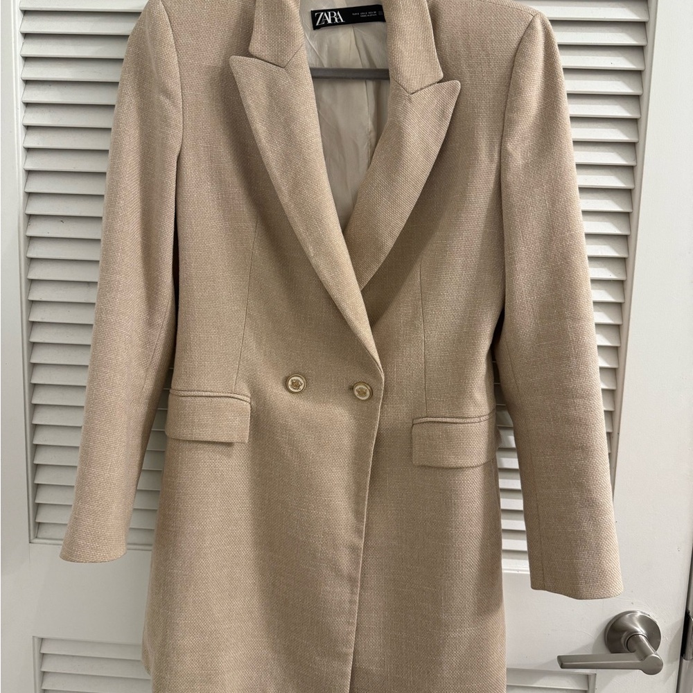 Zara Women's Classic Tan Blazer